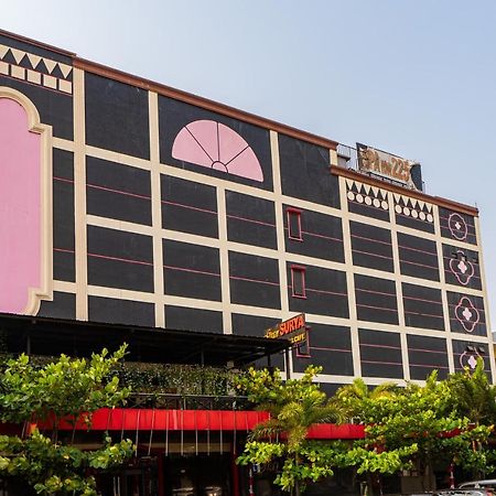 Reddoorz Plus Near Chadstone Mall Бекасі Екстер'єр фото