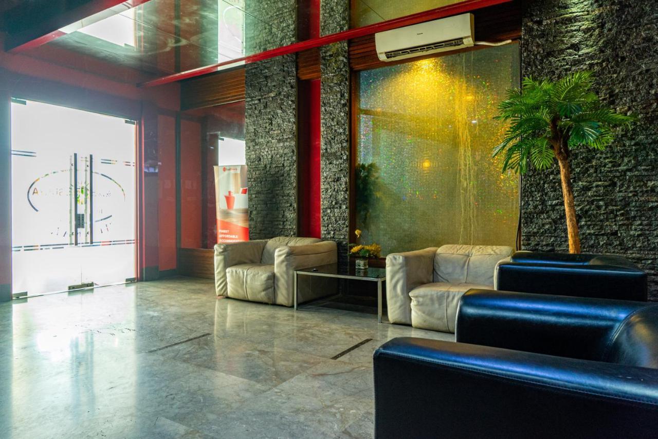 Reddoorz Plus Near Chadstone Mall Бекасі Екстер'єр фото