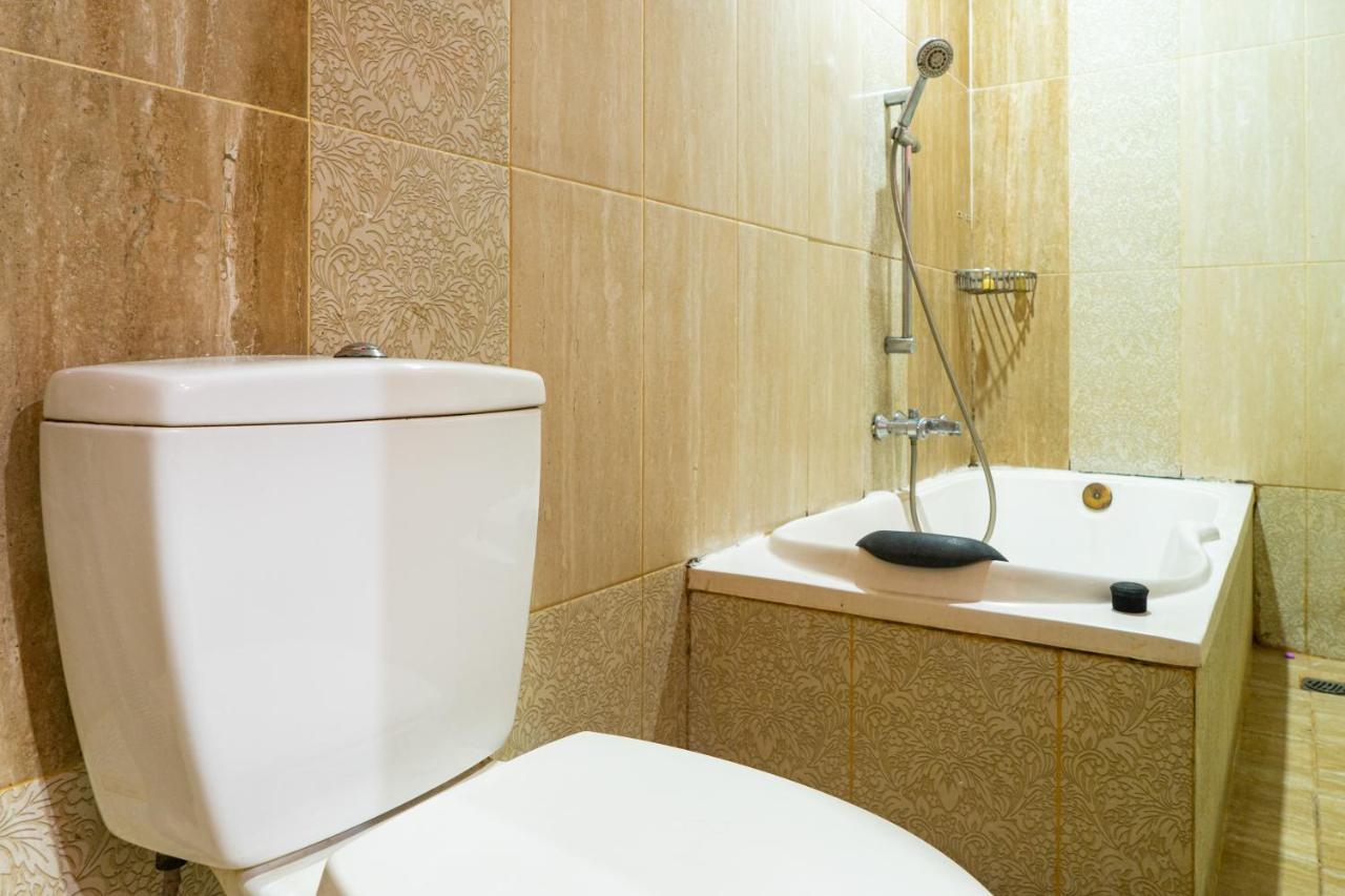 Reddoorz Plus Near Chadstone Mall Бекасі Екстер'єр фото